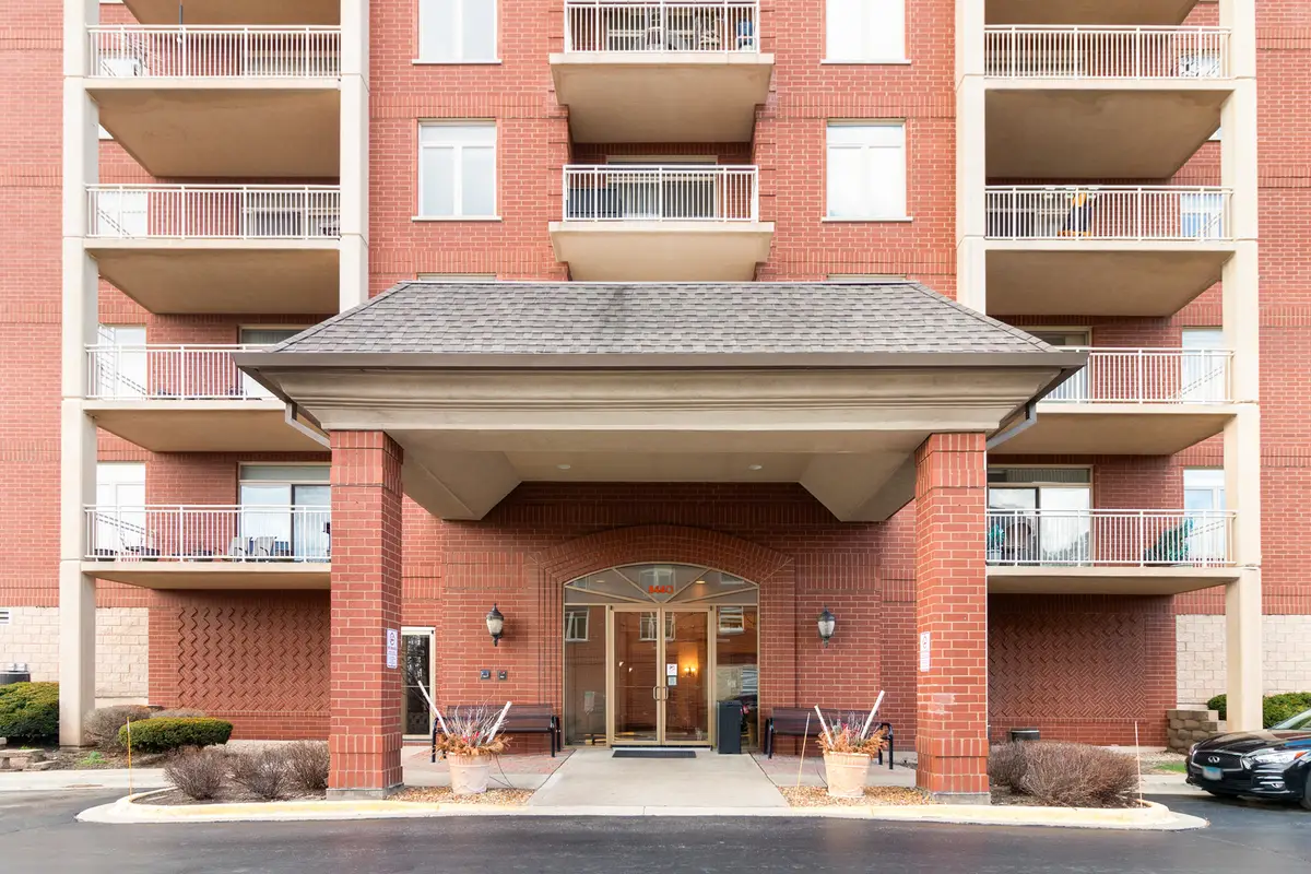 8440 Callie Avenue #C405, Morton Grove, IL 60053 - #1