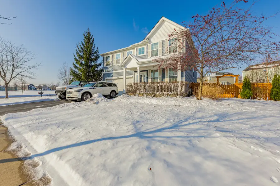 408 Fountain Avenue, Elgin, IL 60124 - #2