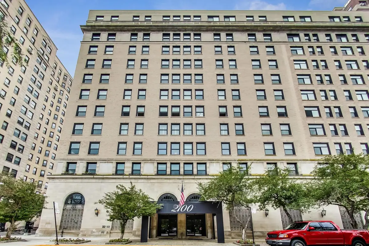 2100 N Lincoln Park West #5DS, Chicago, IL 60614 - Image #1