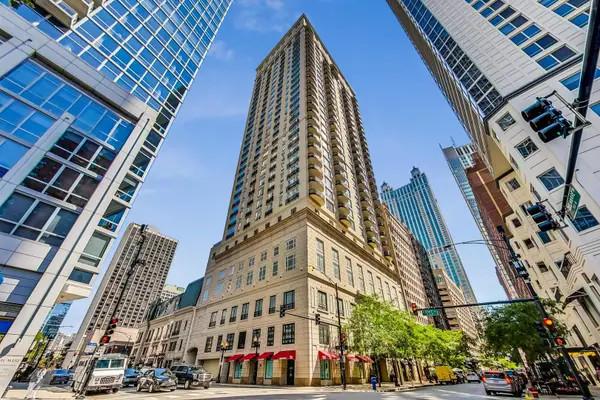 10 E Delaware Place #20A, Chicago, IL 60610