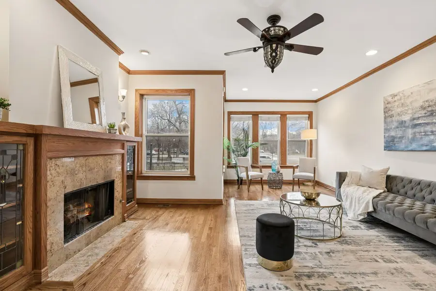 2210 N Kedzie Boulevard #1N, Chicago, IL 60647 - #3