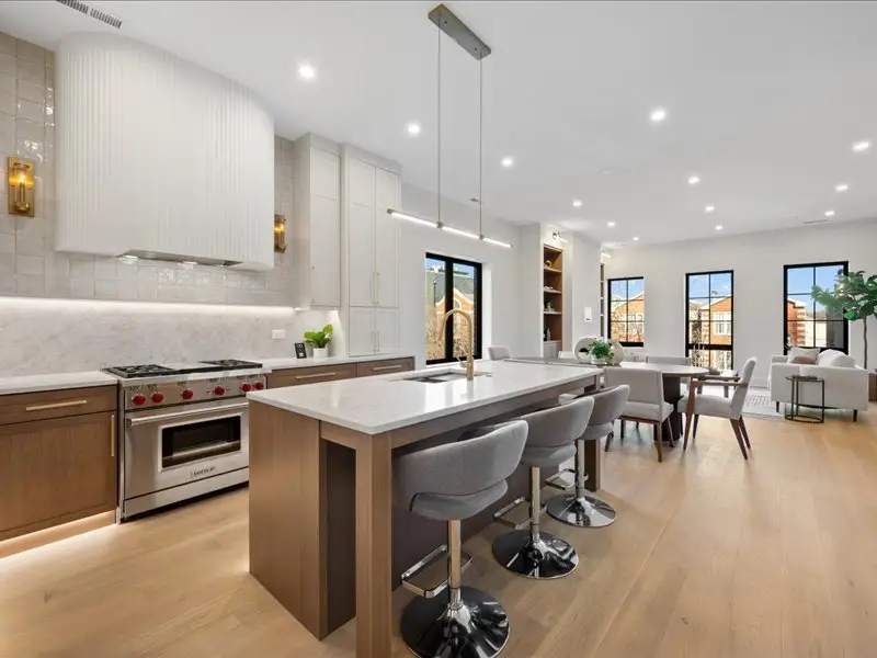 1433 W Cortez Street #PH, Chicago, IL 60622 - Image #2