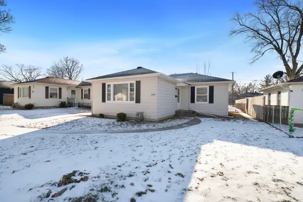 2328 Pierce Avenue, Rockford, IL 61103