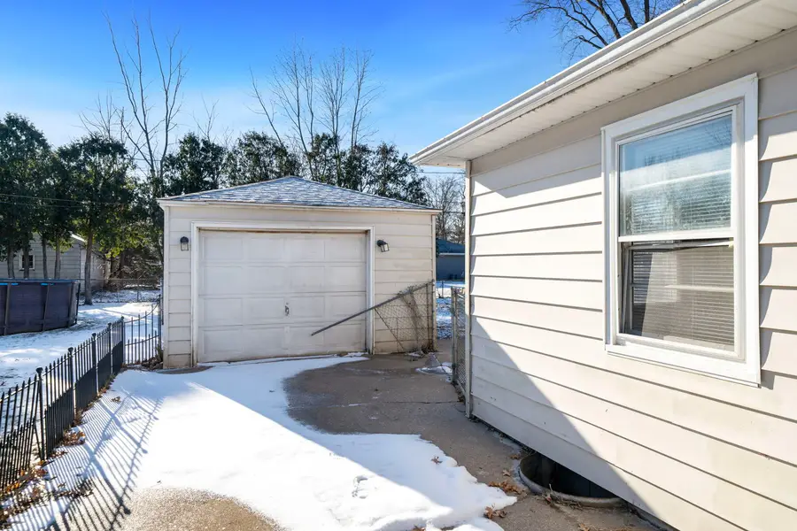 2328 Pierce Avenue, Rockford, IL 61103 - Image #3