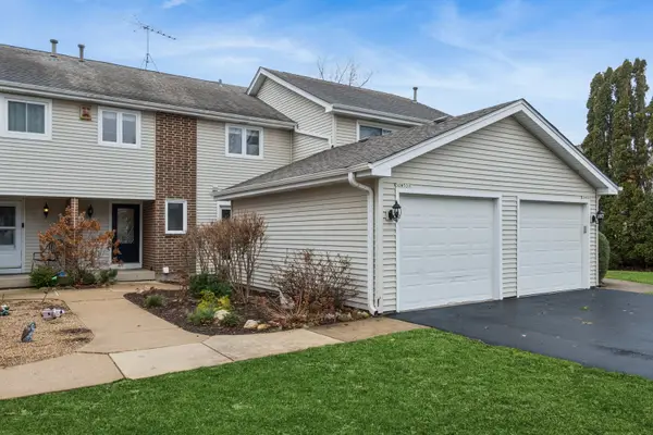 Address Withheld By Seller, Naperville, IL 60563