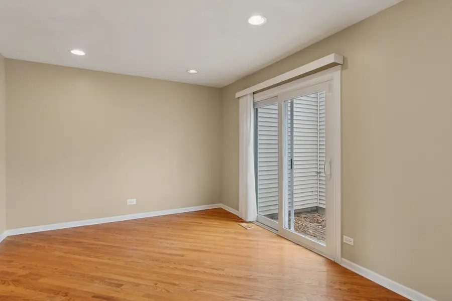 Address Withheld By Seller, Naperville, IL 60563 - Image #3