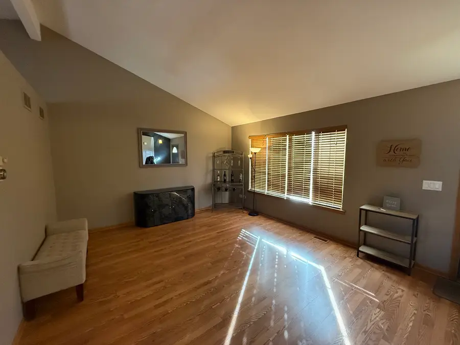 Address Withheld By Seller, New Lenox, IL 60451 - Image #3