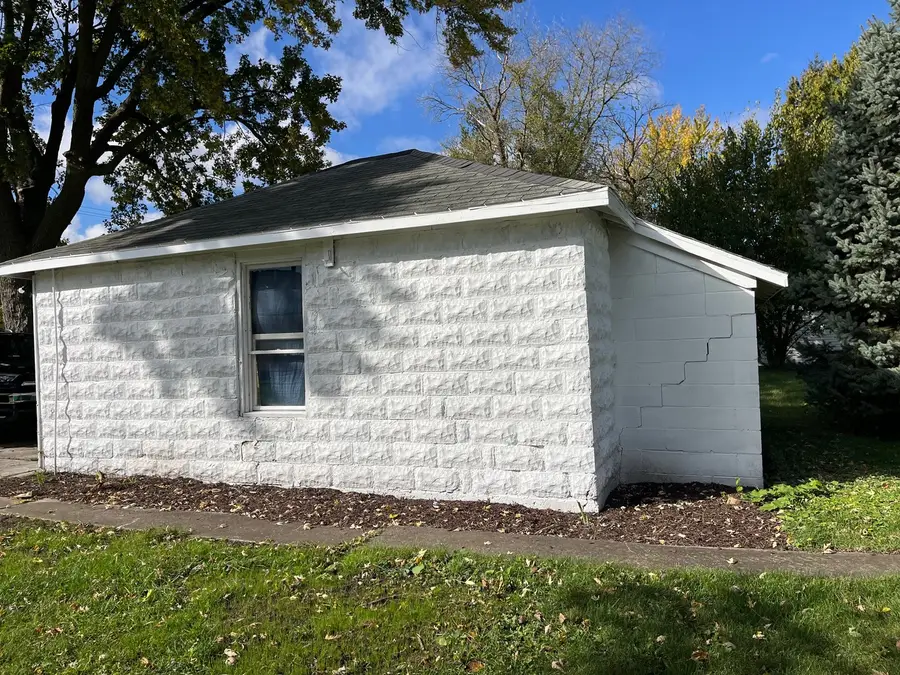 335 North Avenue, Sycamore, IL 60178 - Image #3