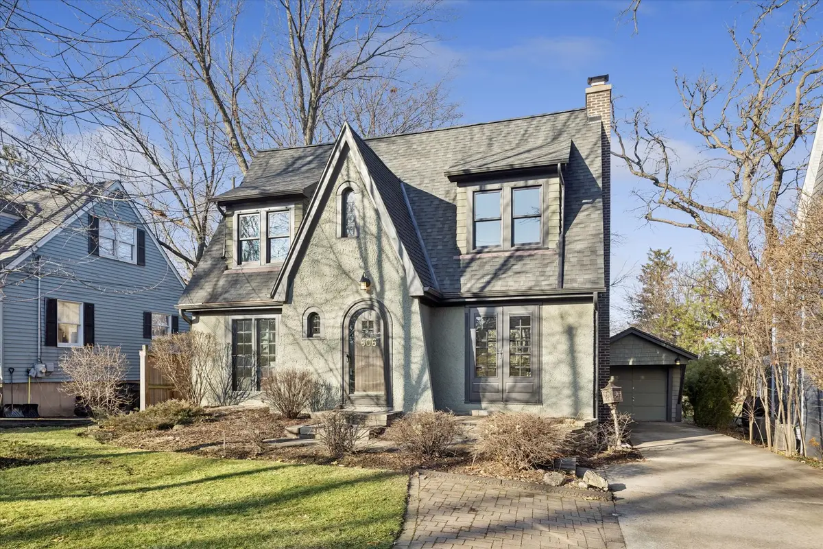 606 Elm Street, Glen Ellyn, IL 60137 - Image #1