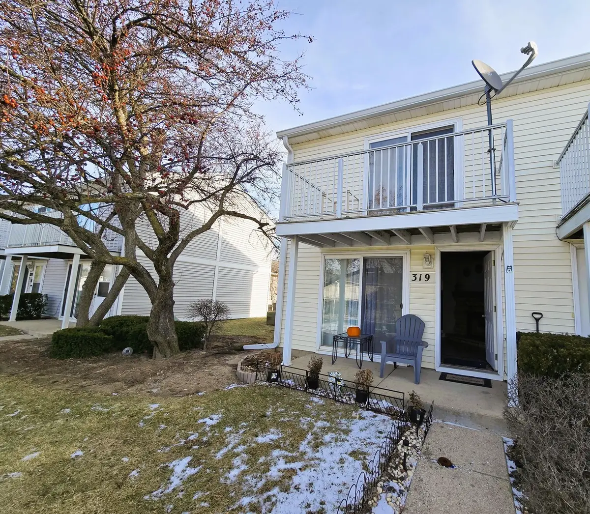 319 Meadow Green Lane, Round Lake Beach, IL 60073 - Image #1