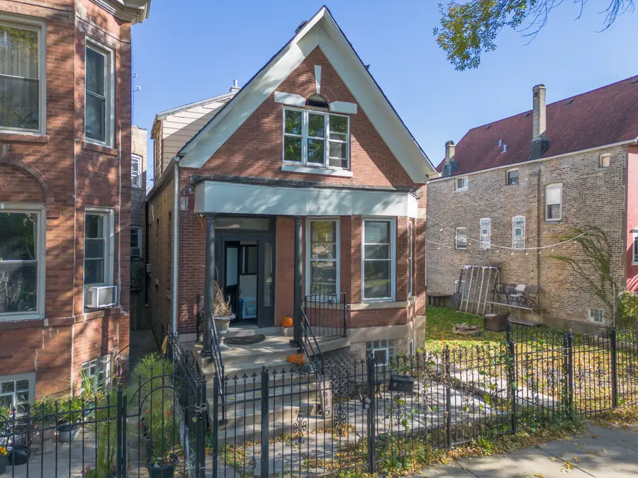 1645 N Monticello Avenue, Chicago, IL 60647 - Image #3