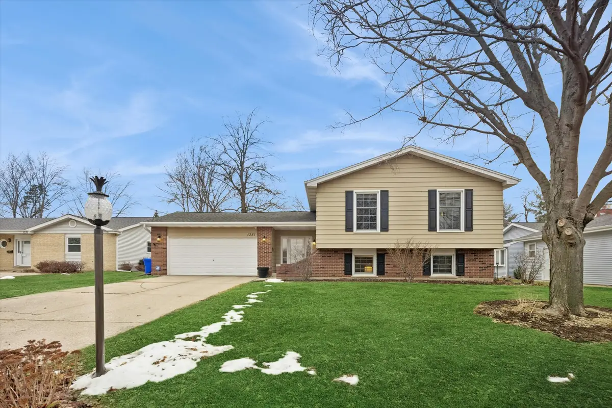 1351 Brentwood Lane, Wheaton, IL 60189 - Image #1