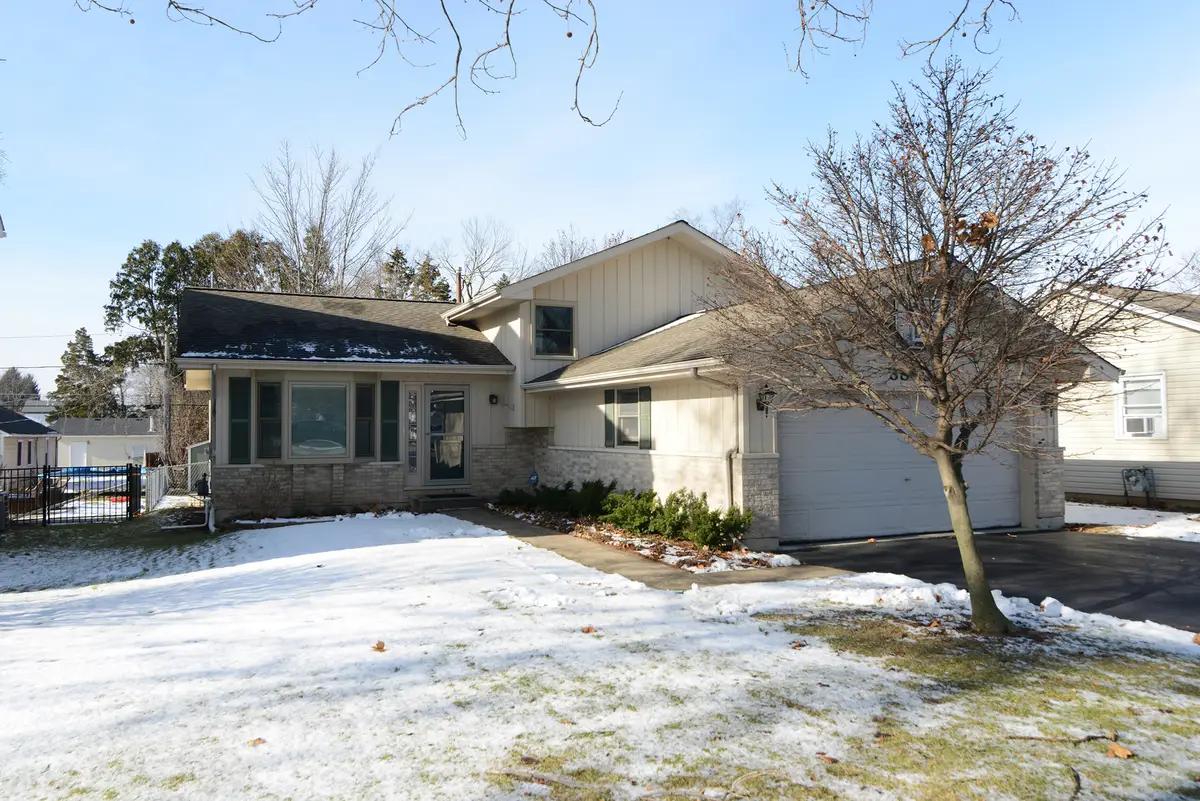 3S554 Virginia Avenue, Warrenville, IL 60555 - Image #1