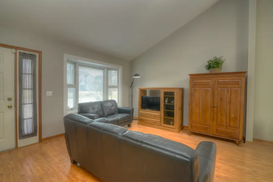 3S554 Virginia Avenue, Warrenville, IL 60555 - Image #3