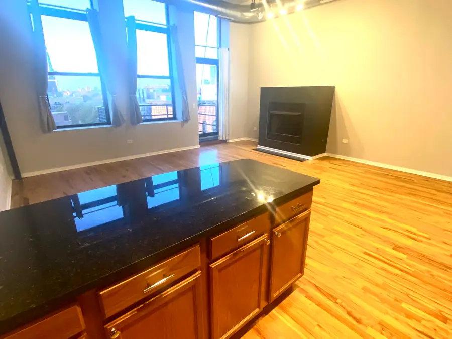 Address Withheld By Seller, Chicago, IL 60612 - Image #3