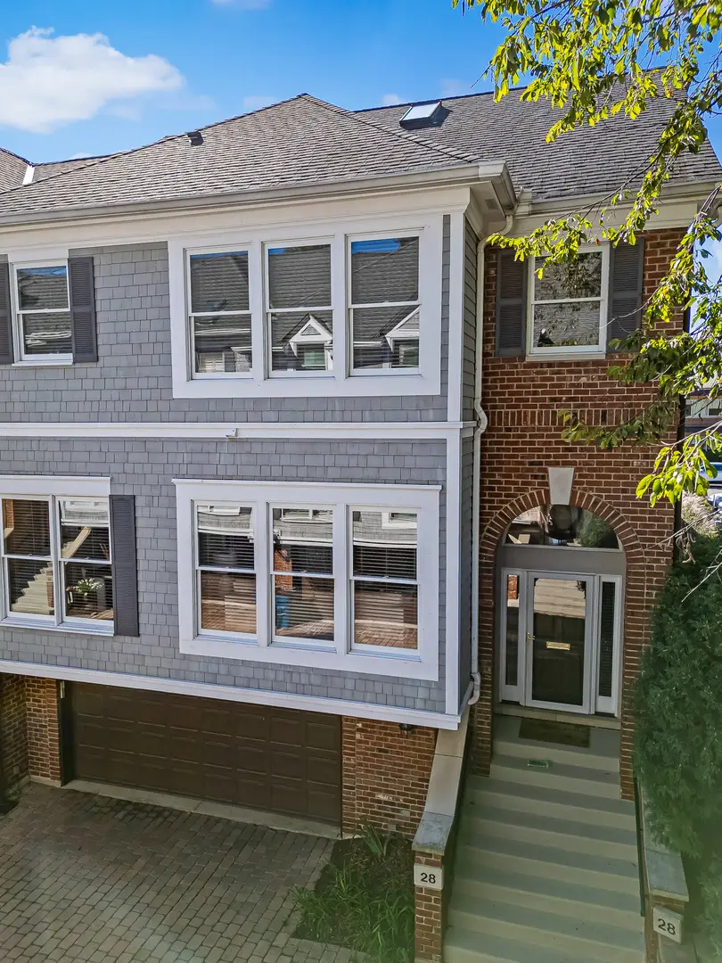 28 S Clay Street, Hinsdale, IL 60521 - Image #1