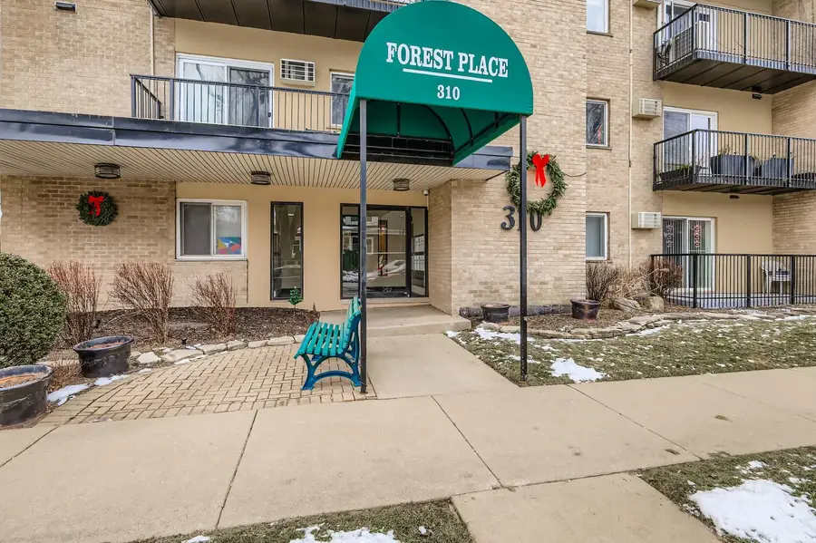 310 Lathrop Avenue #602, Forest Park, IL 60130 - Image #3