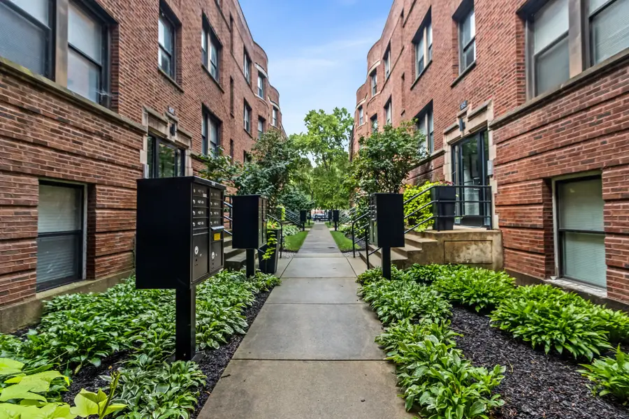 4527 S Drexel Boulevard #1W, Chicago, IL 60653 - Image #3