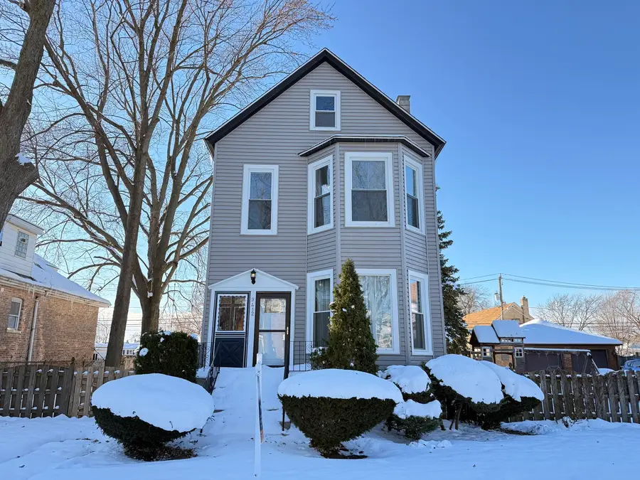 9412 S Homan Avenue, Evergreen Park, IL 60805 - Image #2