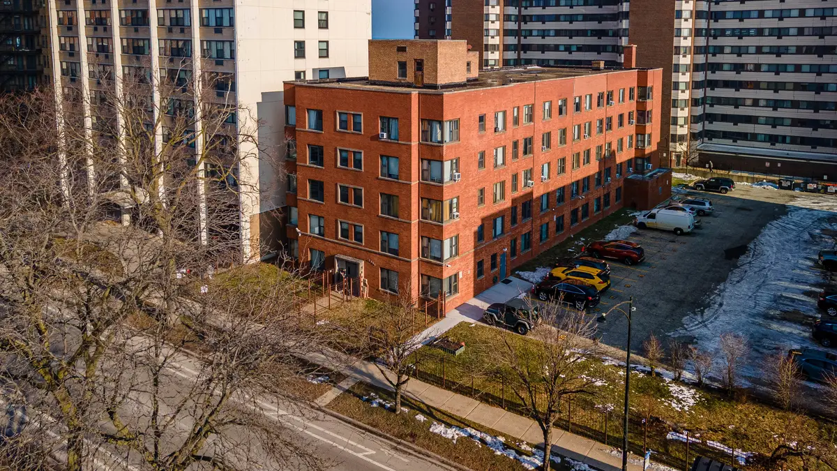 7355 S South Shore Drive #105, Chicago, IL 60649 - Image #1