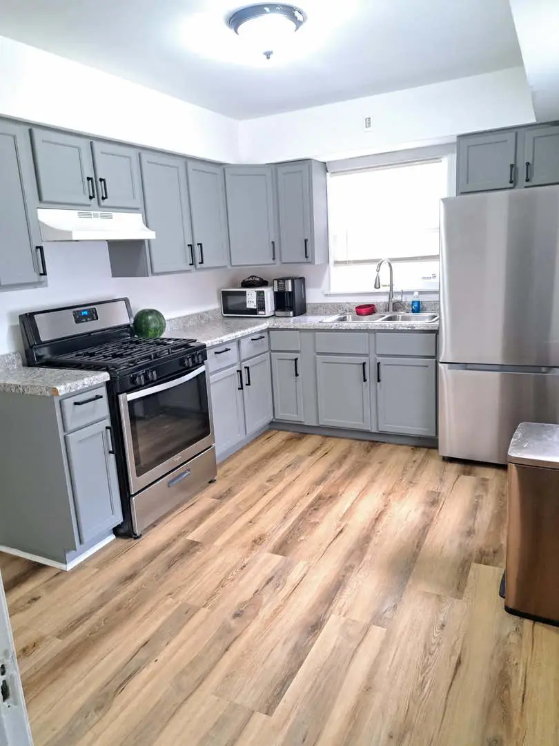 Address Withheld By Seller, Rockford, IL 61101 - Image #2