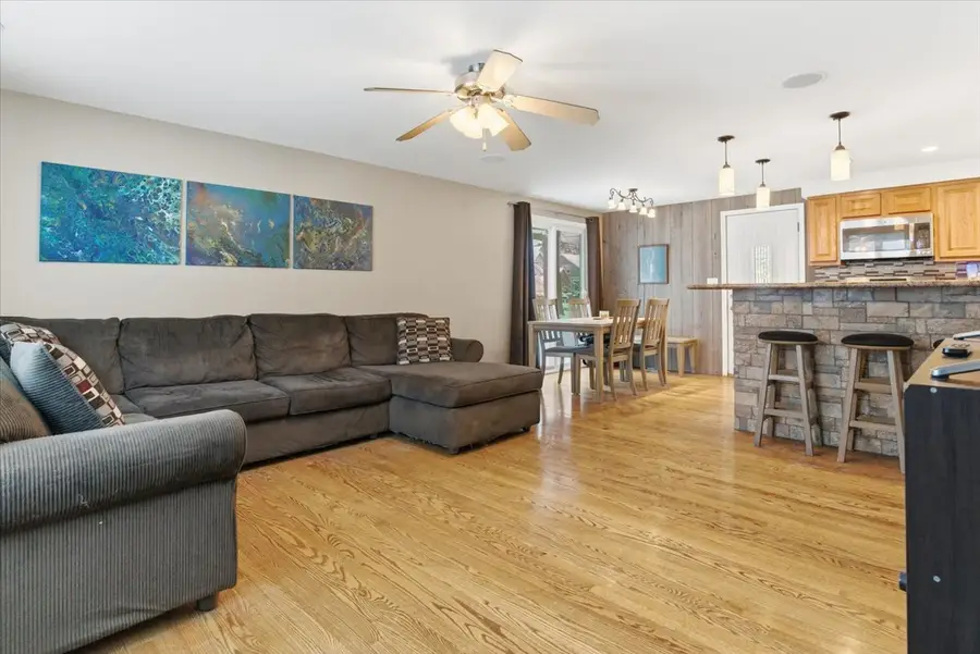 4 N Lake Avenue, Third Lake, IL 60030 - Image #3