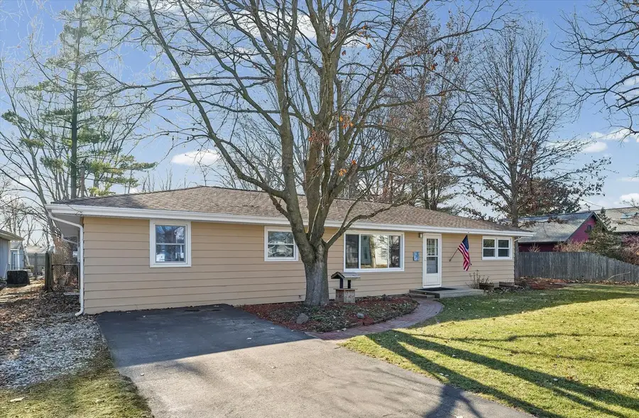 103 W Jefferson Street, Philo, IL 61864 - Image #2