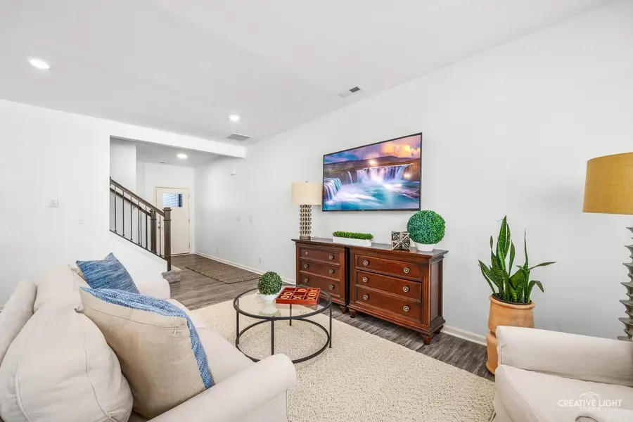 1066 Moraine Drive, South Elgin, IL 60177 - Image #3