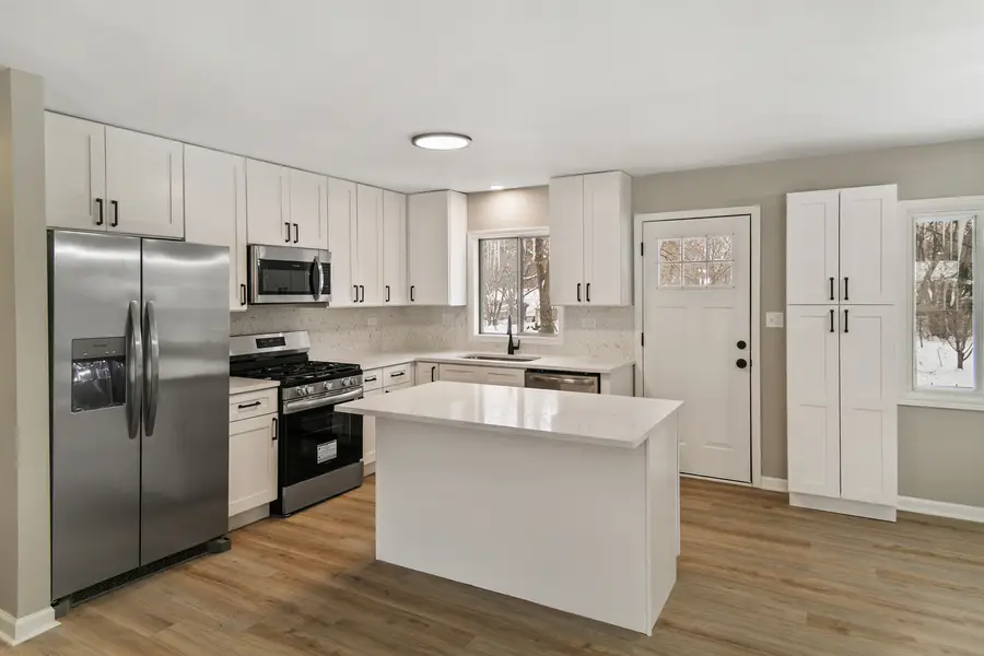 4126 Wildwood Drive, Crystal Lake, IL 60014 - Image #2