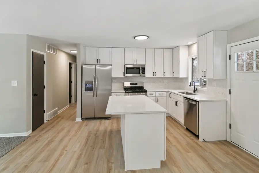 4126 Wildwood Drive, Crystal Lake, IL 60014 - Image #3