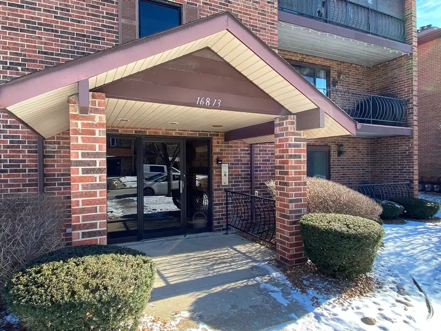16813 81st Avenue #1S, Tinley Park, IL 60477 - Image #2