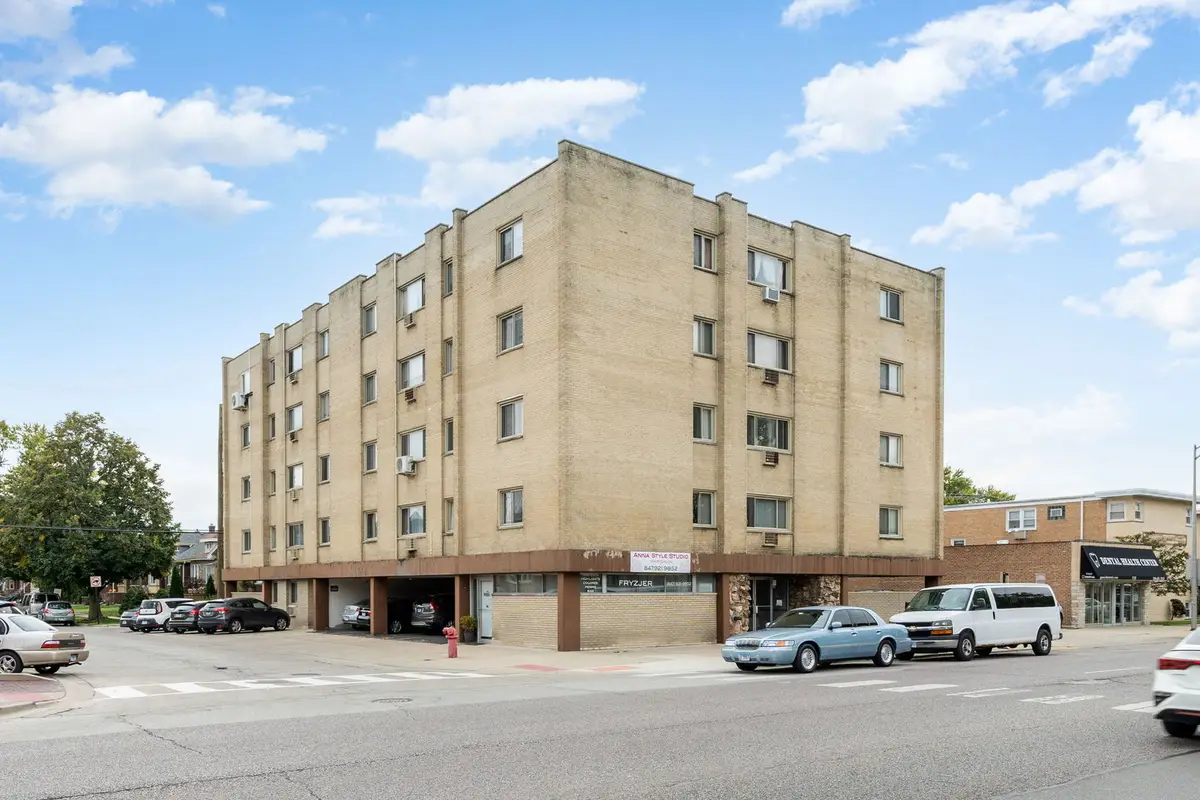 7733 W Belmont Avenue #306, Elmwood Park, IL 60707 - Image #1
