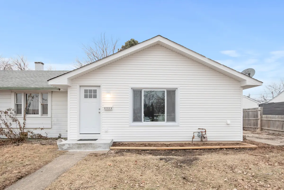 4324 W 87th Place, Hometown, IL 60456 - Image #1