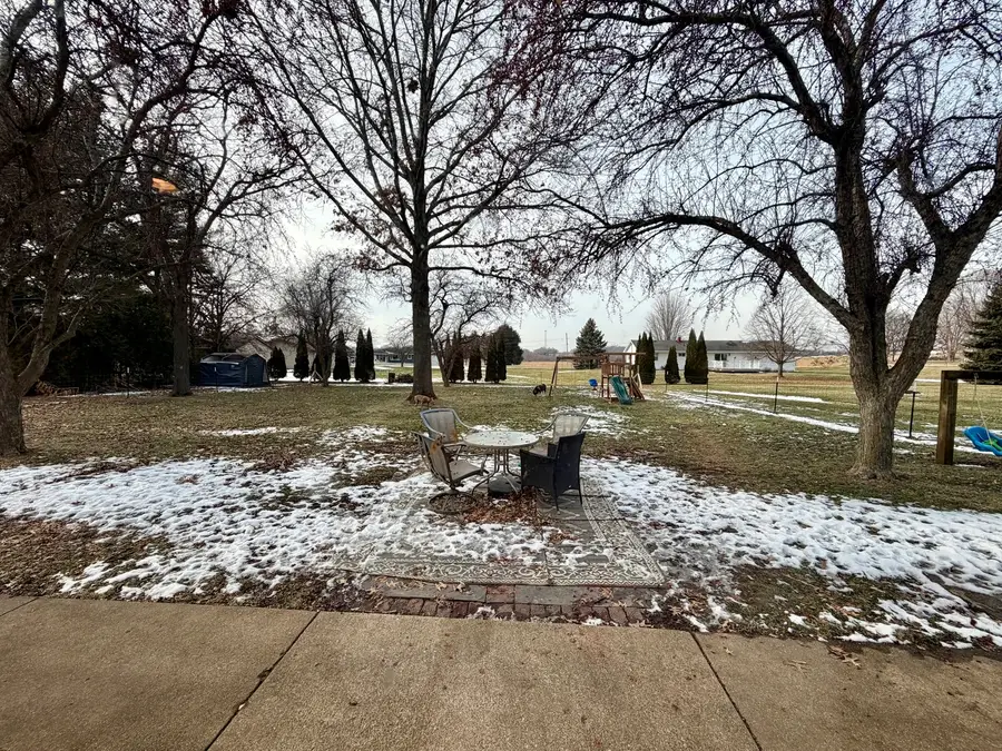 2276 Cross Street, Freeport, IL 61032 - Image #3