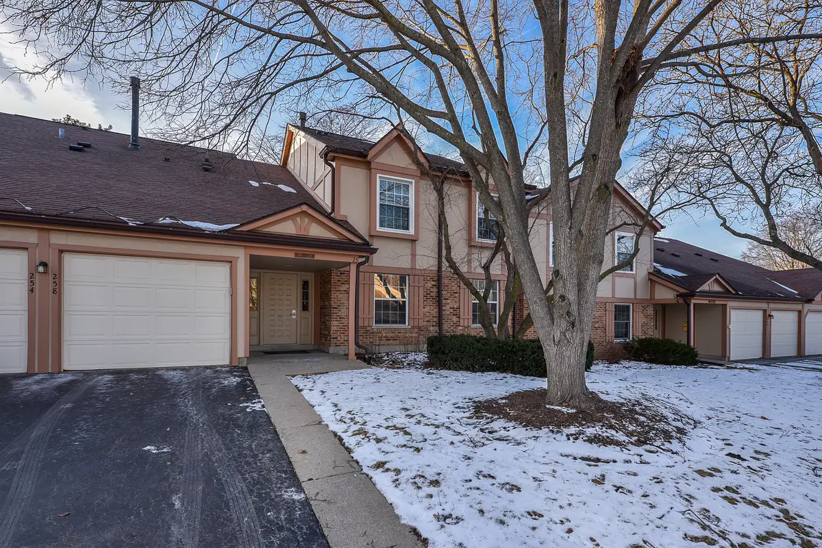 252 Appletree Court, Buffalo Grove, IL 60089 - Image #1