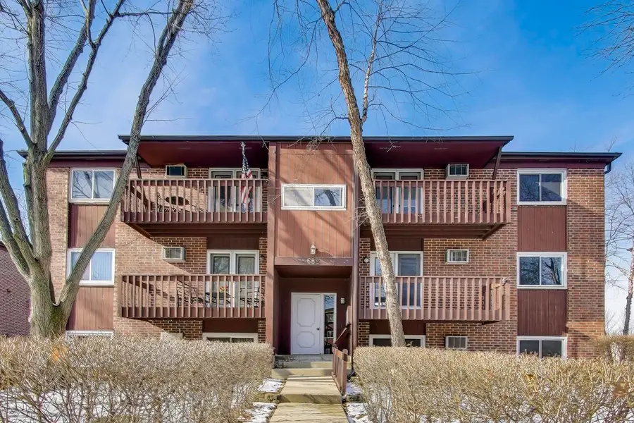 682 Daisy Lane #213, Roselle, IL 60172 - Image #2