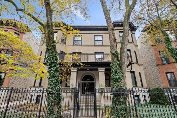 Address Withheld By Seller, Chicago, IL 60613