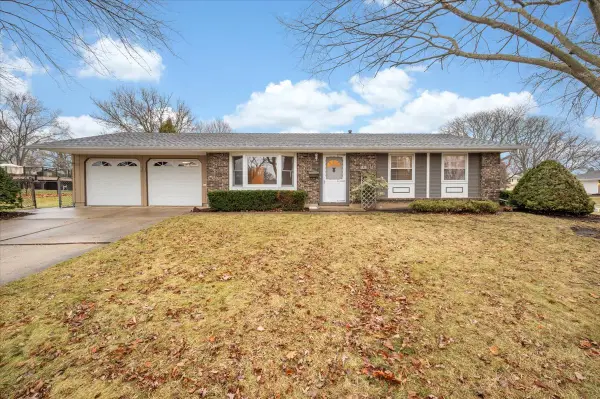 1828 Cannon Court, Schaumburg, IL 60193