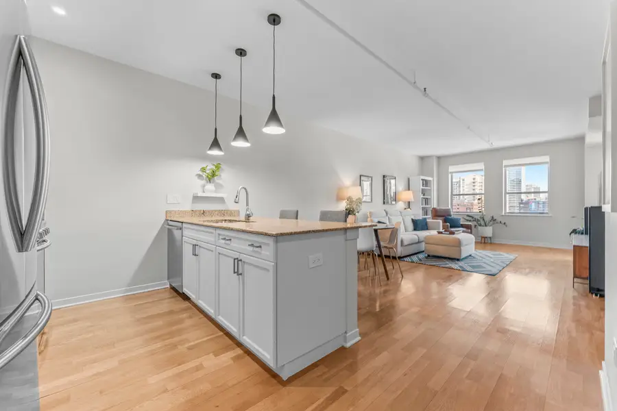 437 W Division Street #708, Chicago, IL 60610 - Image #2