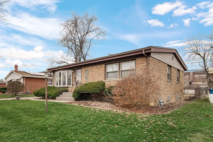 240 Westgate Avenue, Chicago Heights, IL 60411 - #2