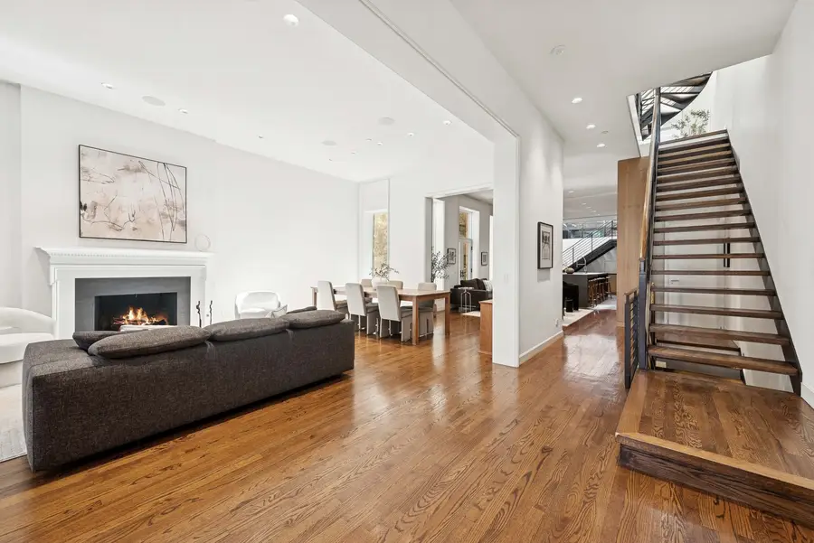 53 E Bellevue Place, Chicago, IL 60611 - Image #3