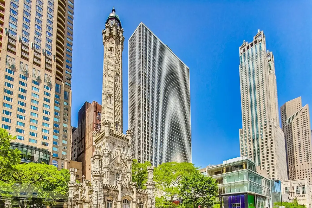111 E Chestnut Street #38C, Chicago, IL 60611 - Image #1