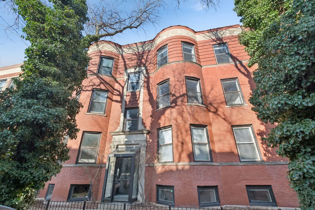 700 W Cornelia Avenue #1E, Chicago, IL 60657 - Image #1