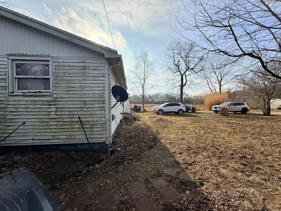 6939 Route 108, Carlinville, IL 62626 - Image #3