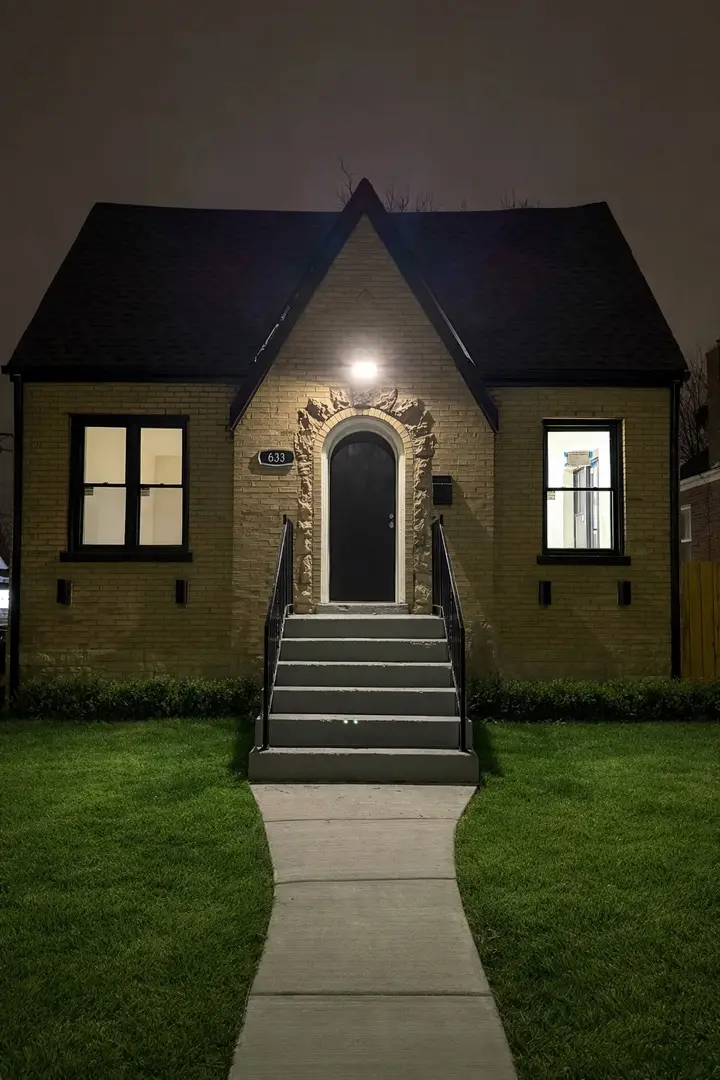 Address Withheld By Seller, Phoenix, IL 60426 - Image #1