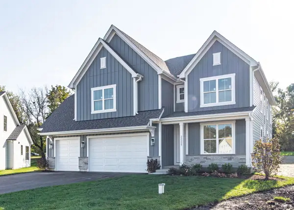 22075 W Casa Bella View, Kildeer, IL 60047