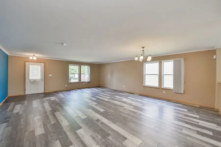 1883 Faxon Drive, Montgomery, IL 60538 - Image #3