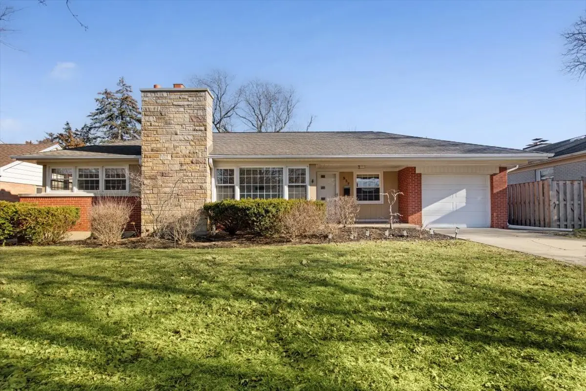 537 S Chestnut Avenue, Arlington Heights, IL 60005 - Image #1