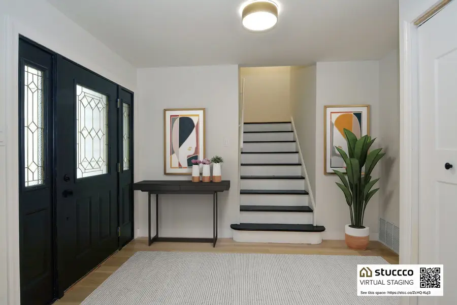 1703 N Burning Bush Lane, Mount Prospect, IL 60056 - Image #3