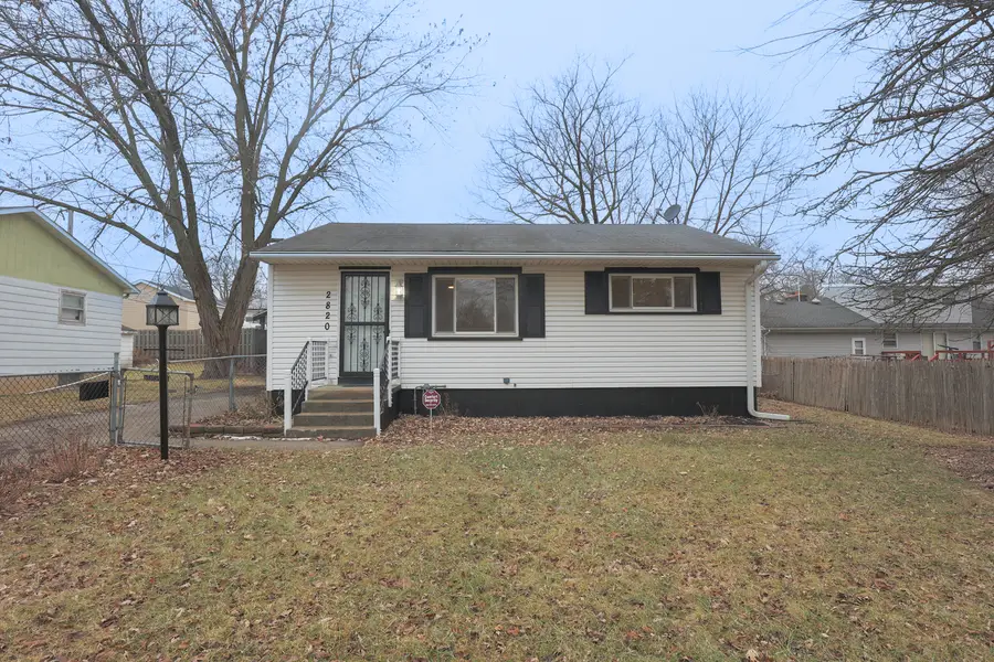 2820 N Elmwood Avenue, Waukegan, IL 60087 - Image #2